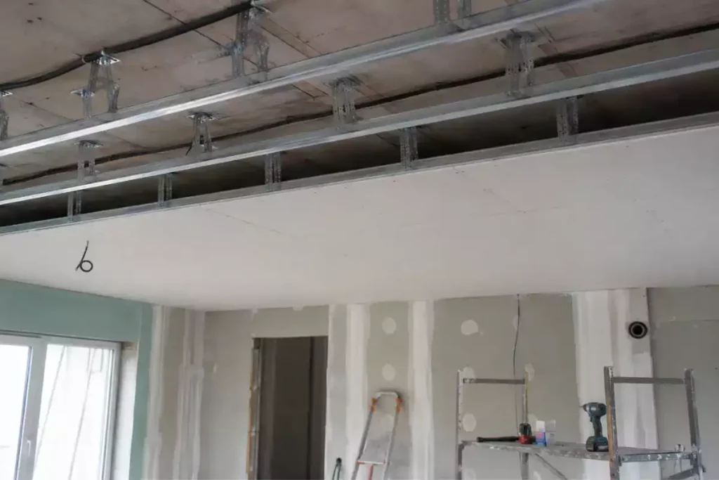 installation plafond placo sur suspente