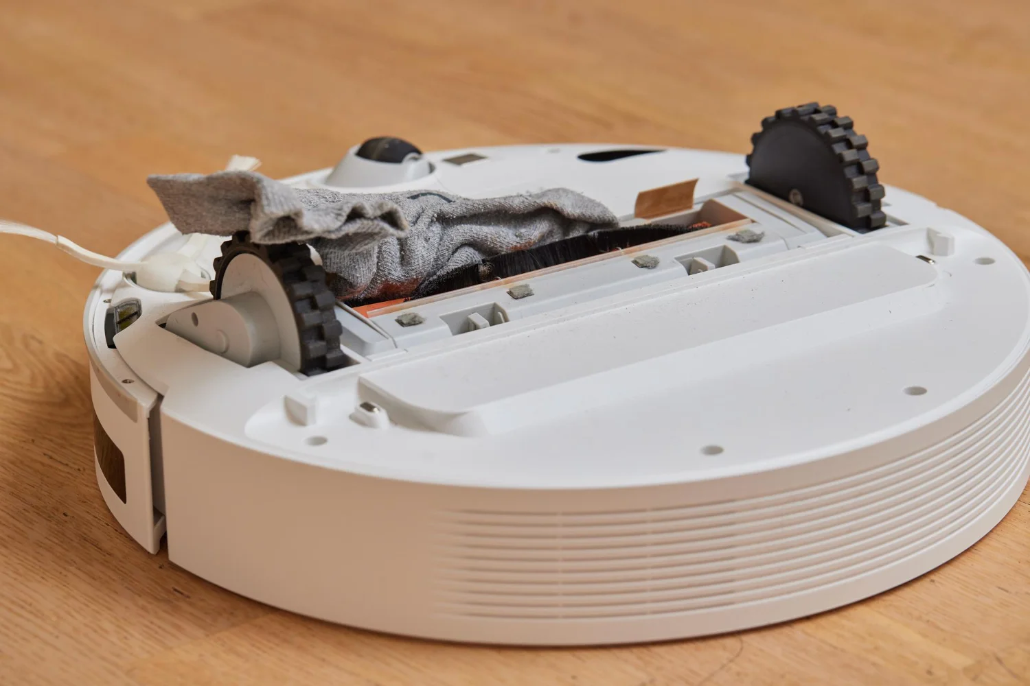Mon aspirateur fait grève ? Pourquoi il n’aspire plus et comment y remédier sans se ruiner